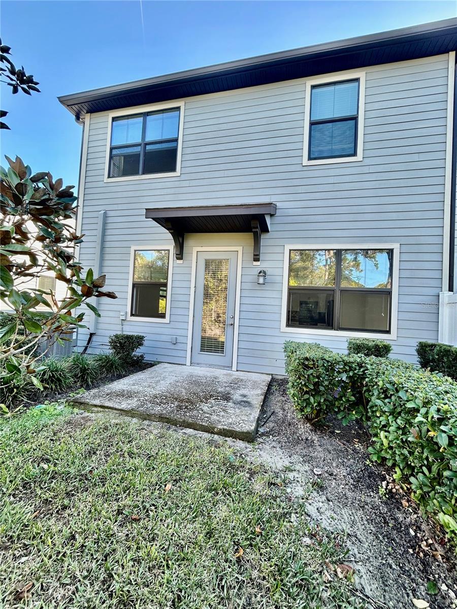 TRAILS/MOSS PARK - Residential Lease