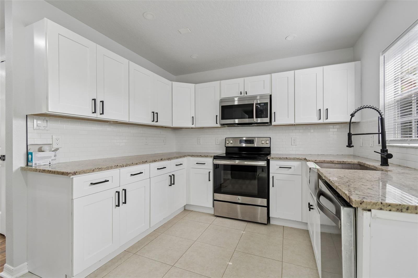 BELMONT HEIGHTS ESTATES PH - Residential