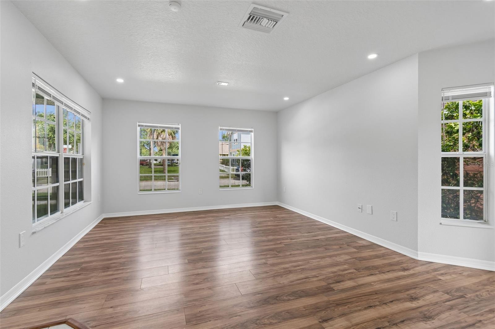 BELMONT HEIGHTS ESTATES PH - Residential