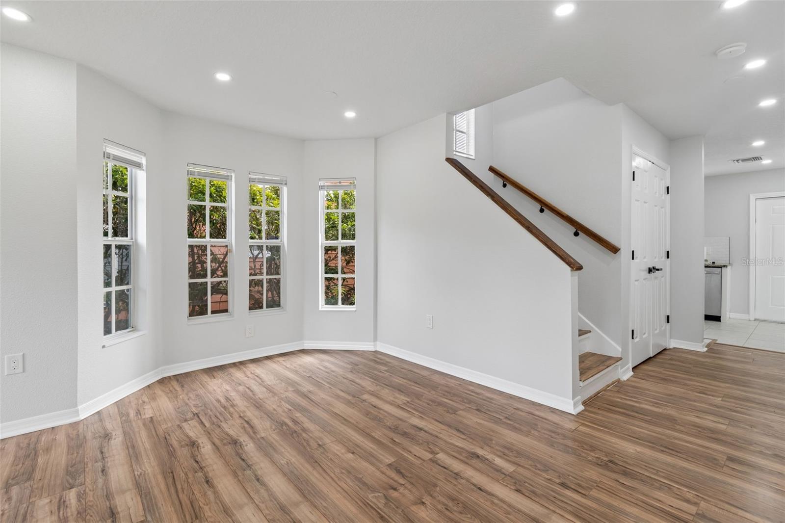 BELMONT HEIGHTS ESTATES PH - Residential
