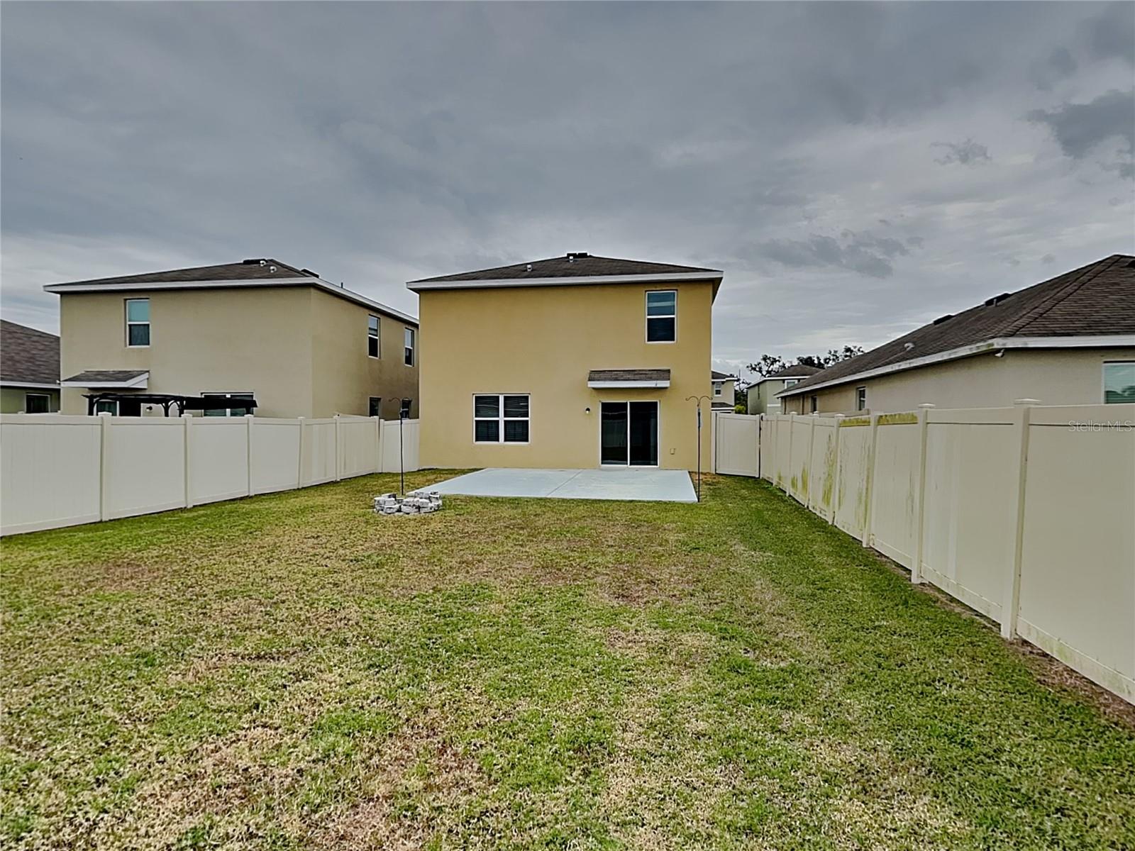 SILVERSTONE SOUTH - Residential Lease