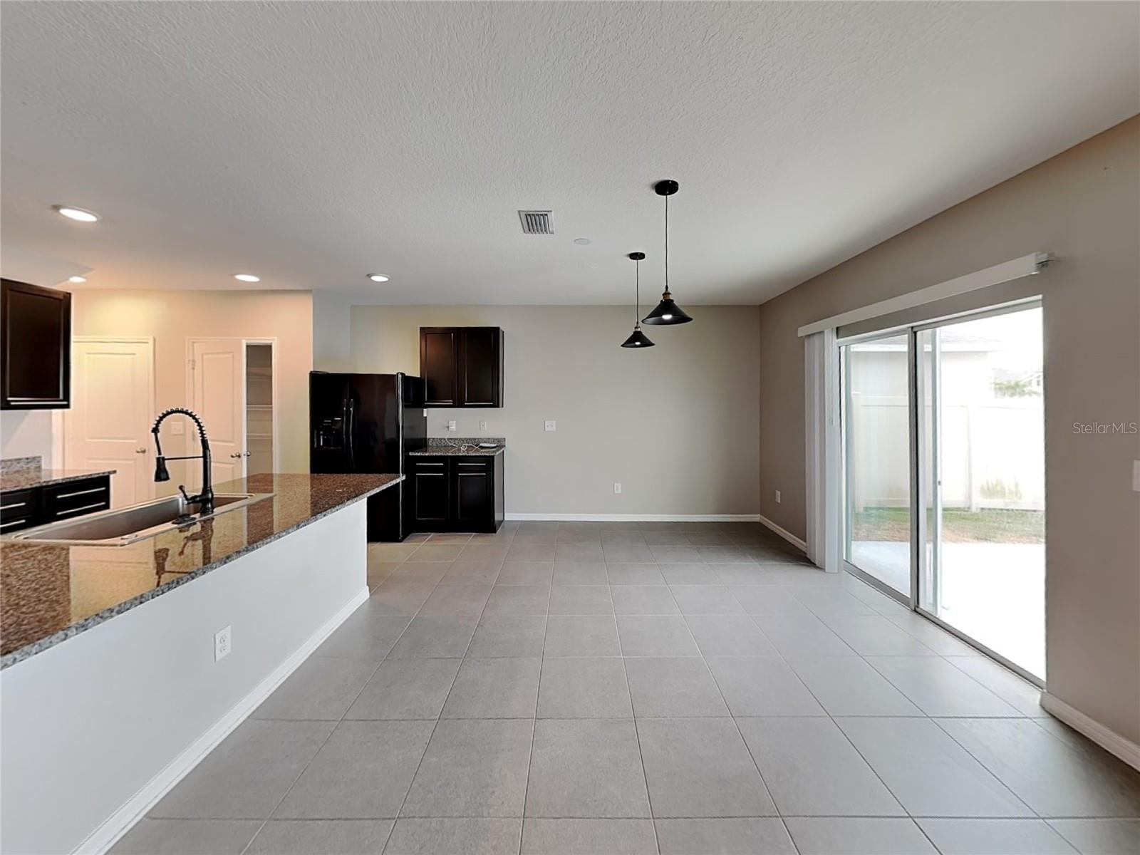 SILVERSTONE SOUTH - Residential Lease