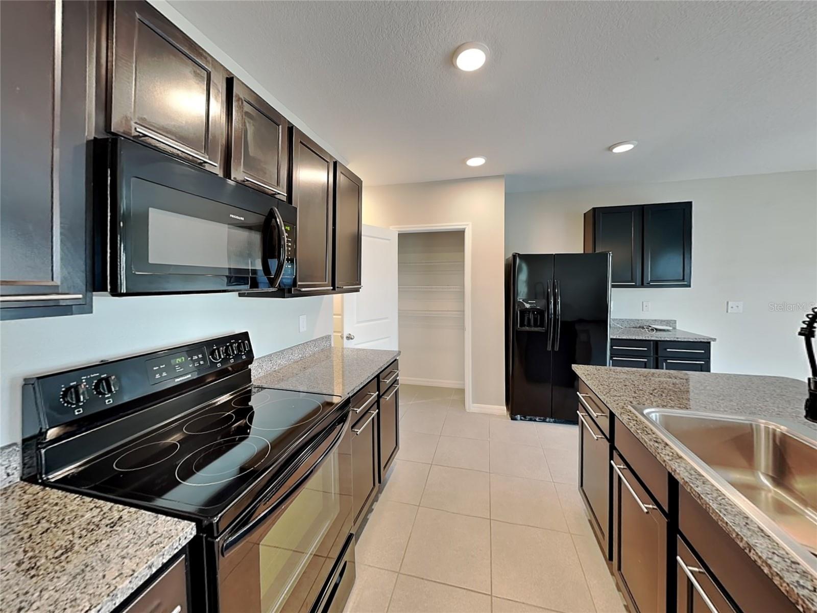 SILVERSTONE SOUTH - Residential Lease