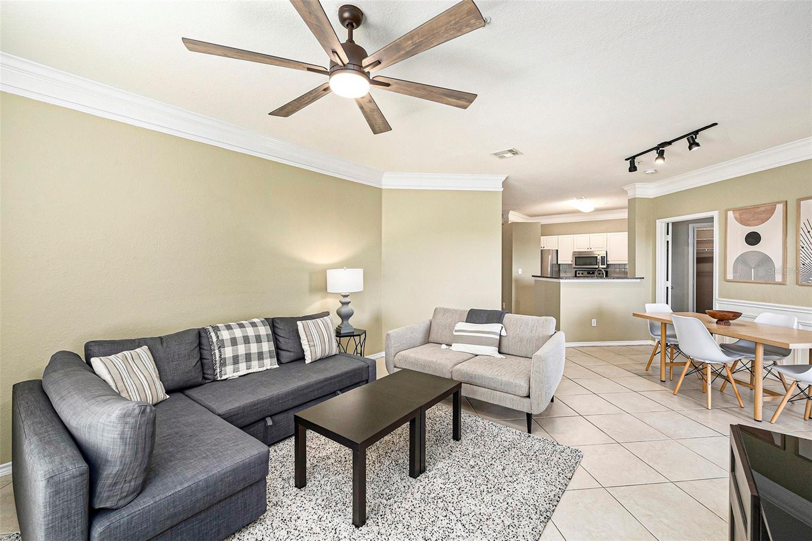 BEACHWALK CONDO - Residential Lease