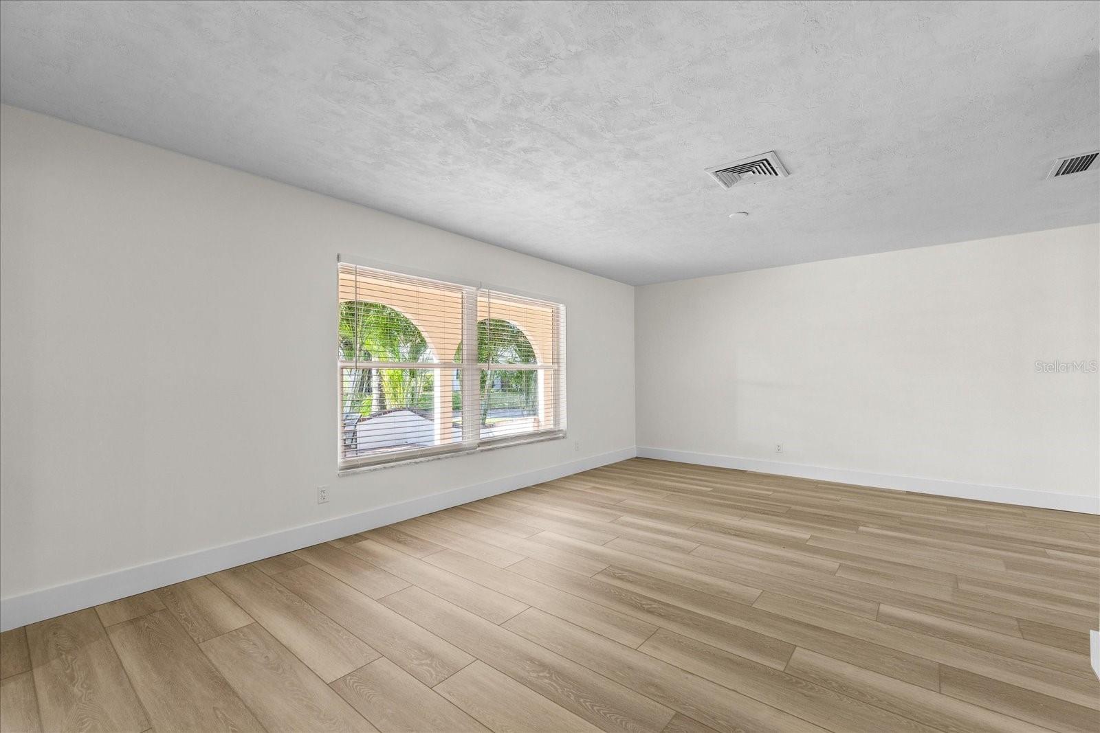 SOUTH CSWY ISLE YACHT CLUB 4TH ADD - Residential