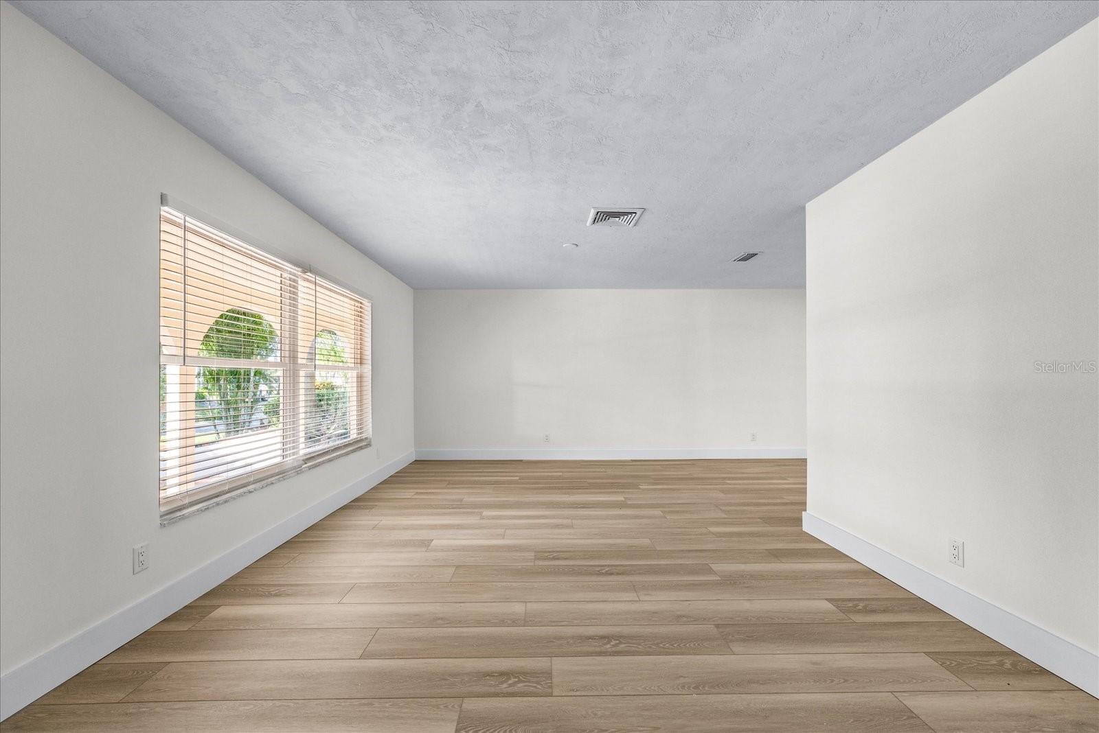 SOUTH CSWY ISLE YACHT CLUB 4TH ADD - Residential