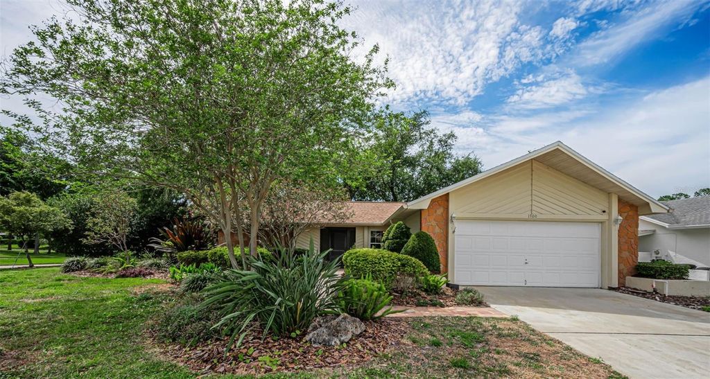 Photo of 1700 Macdonnell Drive, Palm Harbor, FL 34684 (MLS # TB8468857)