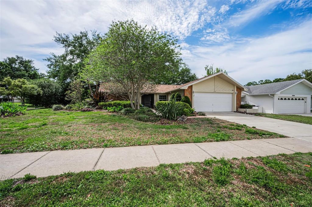 Photo of 1700 Macdonnell Drive, Palm Harbor, FL 34684 (MLS # TB8468857)