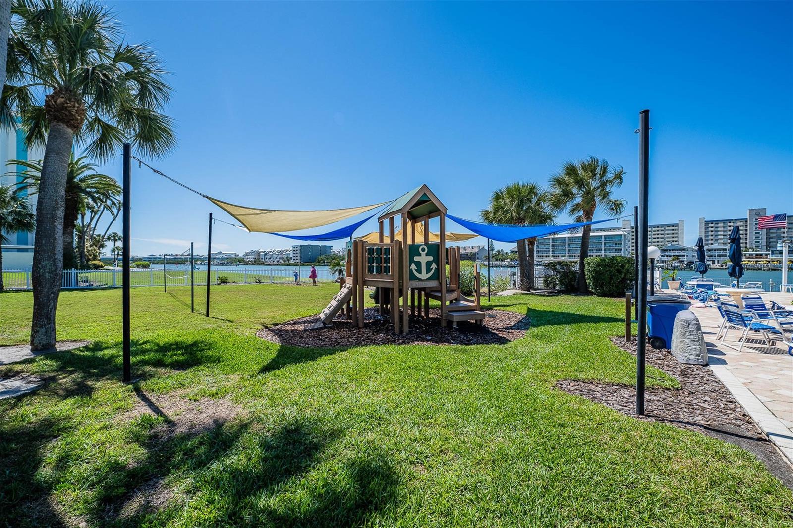 IMPERIAL POINT - Residential