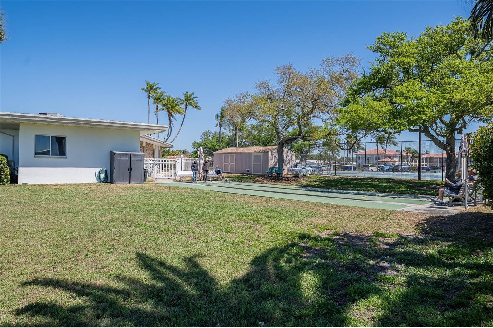 IMPERIAL POINT - Residential