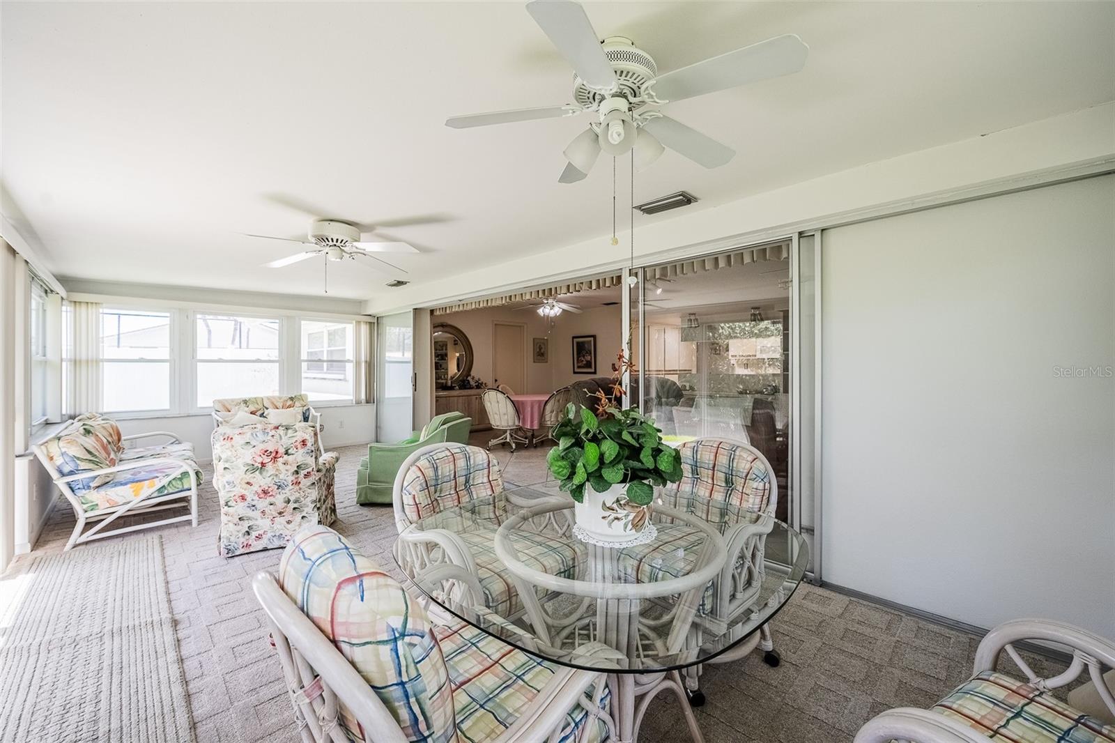 IMPERIAL POINT - Residential