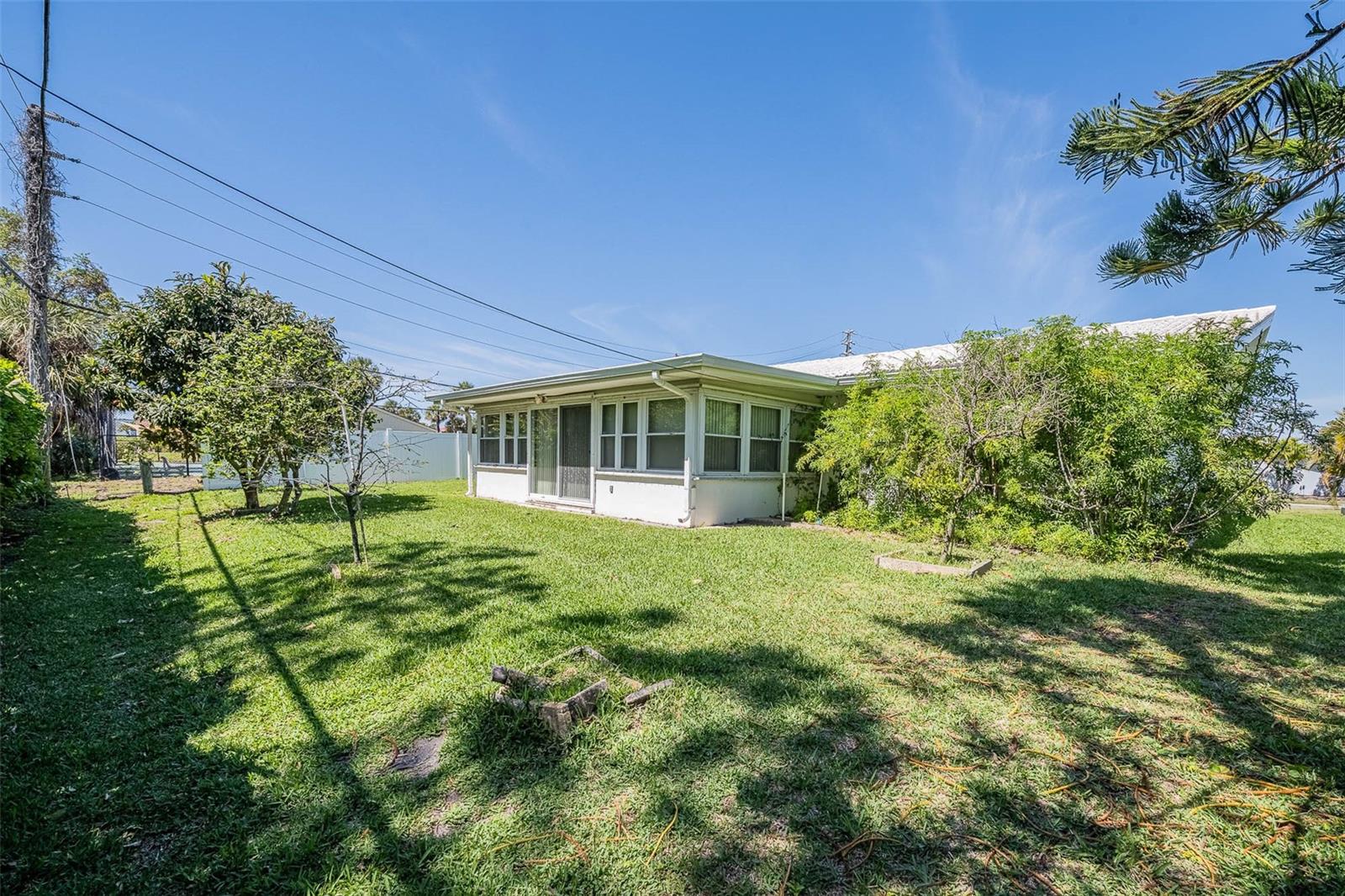 IMPERIAL POINT - Residential