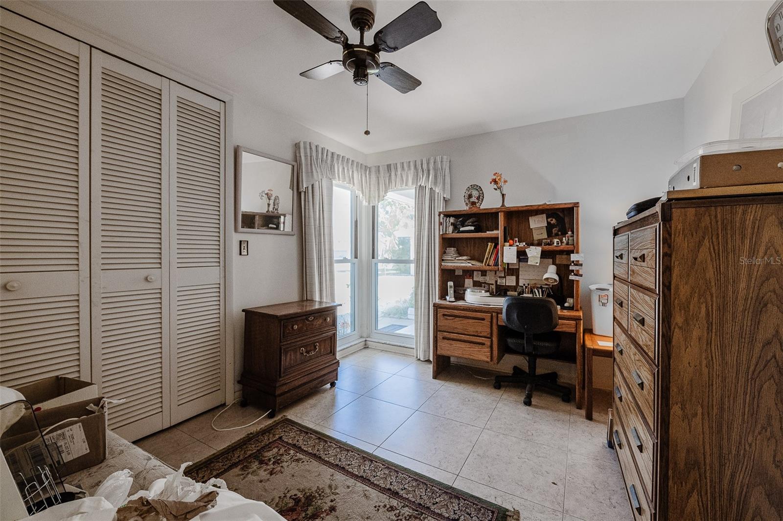 IMPERIAL POINT - Residential