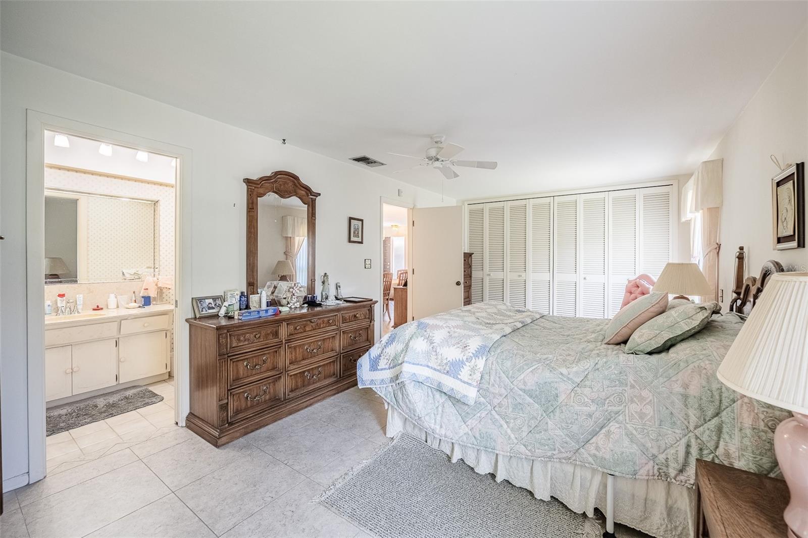 IMPERIAL POINT - Residential