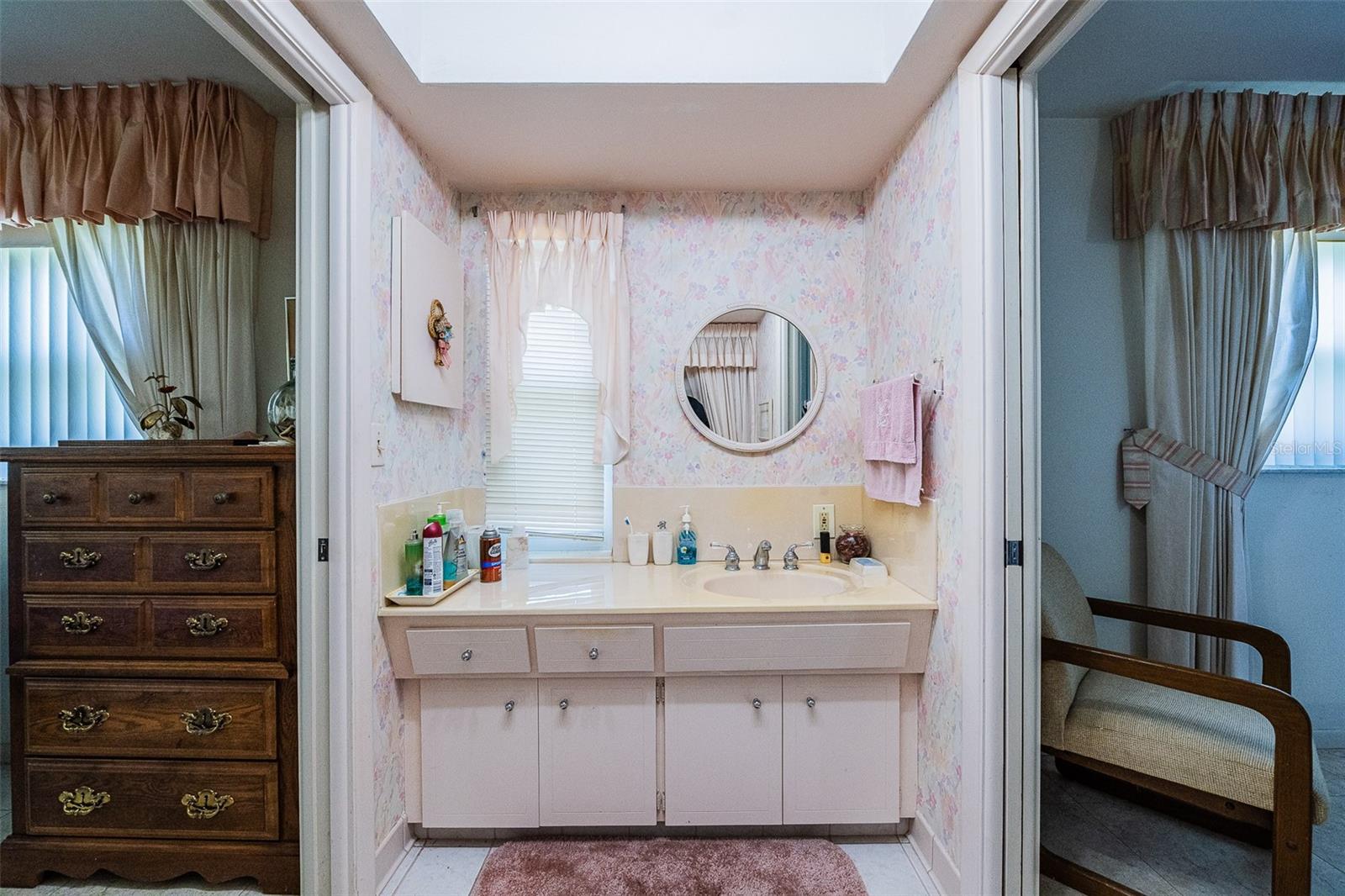 IMPERIAL POINT - Residential