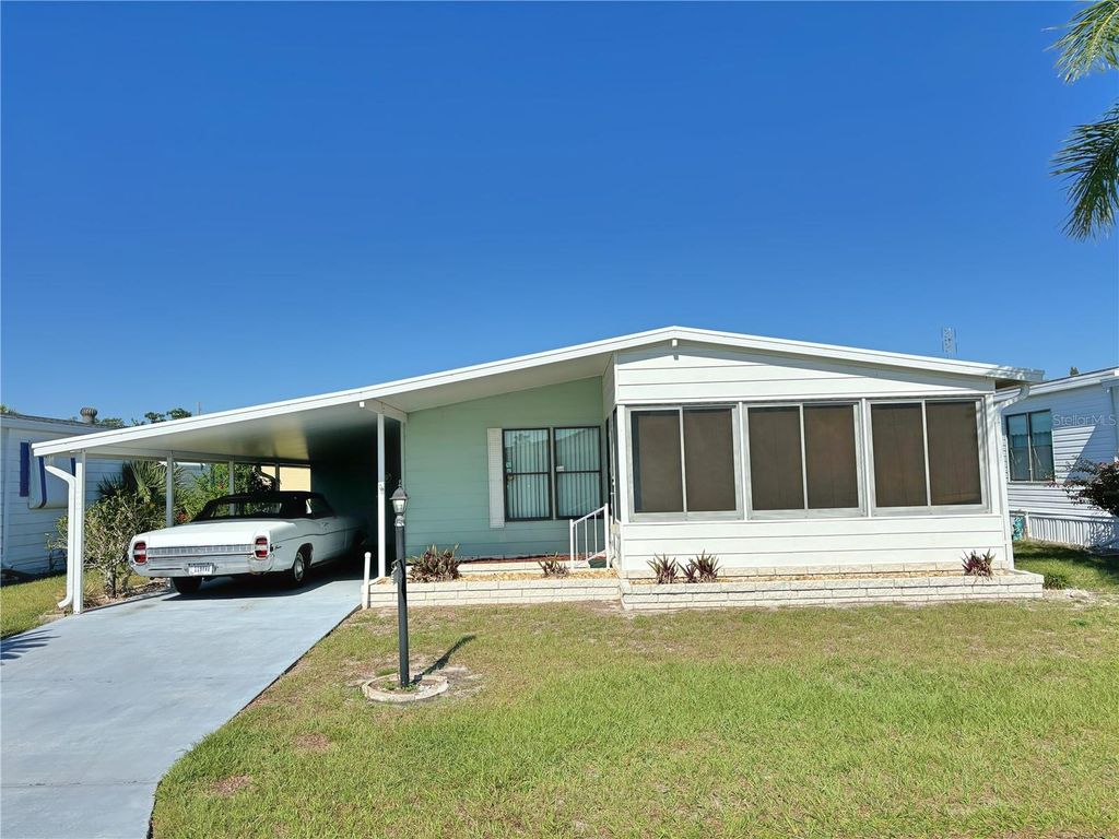 Photo of 11 Navel Drive, Winter Haven, FL 33884 (MLS # P4934493)