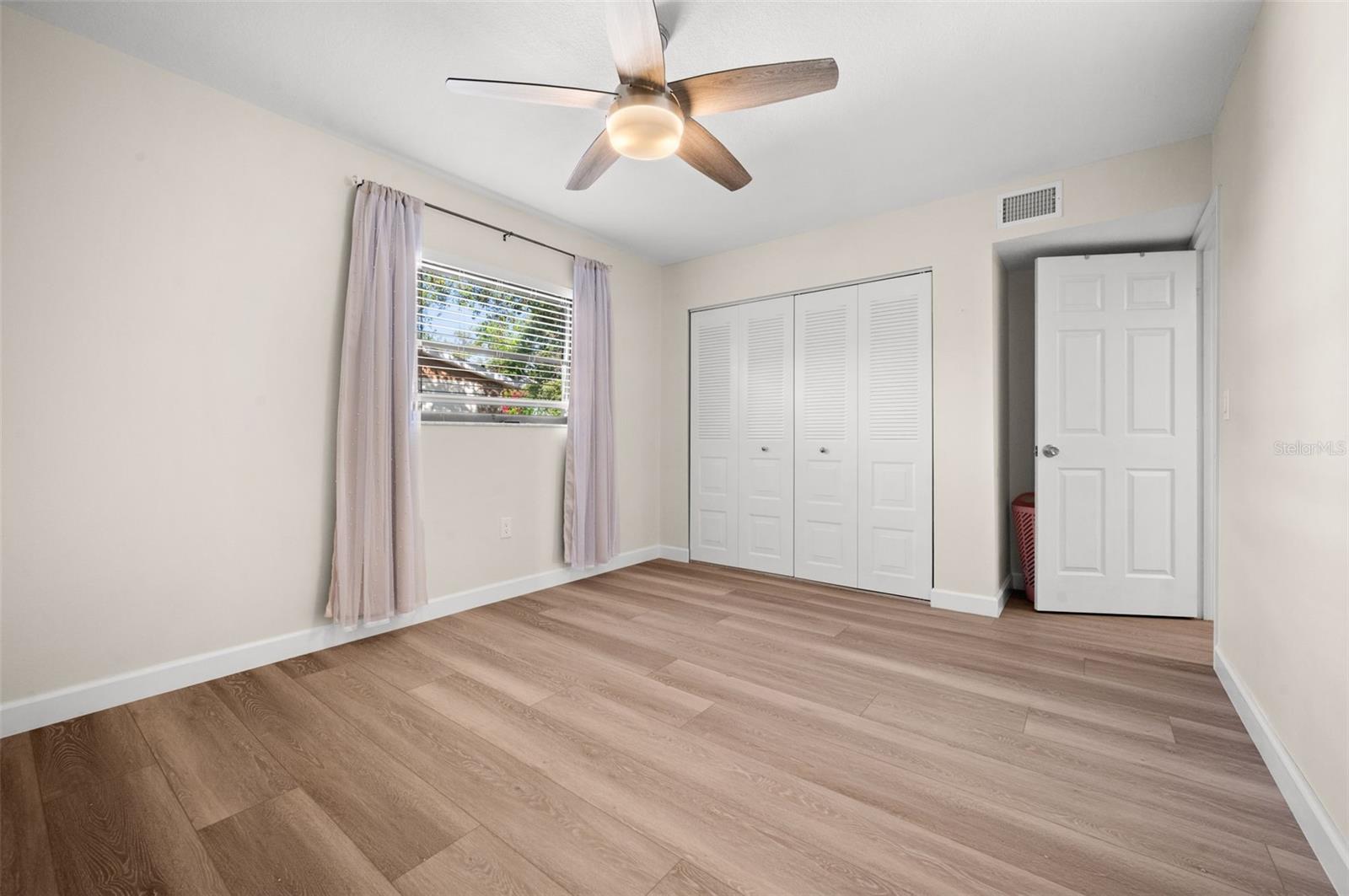 MORTON VILLAGE - Residential Lease