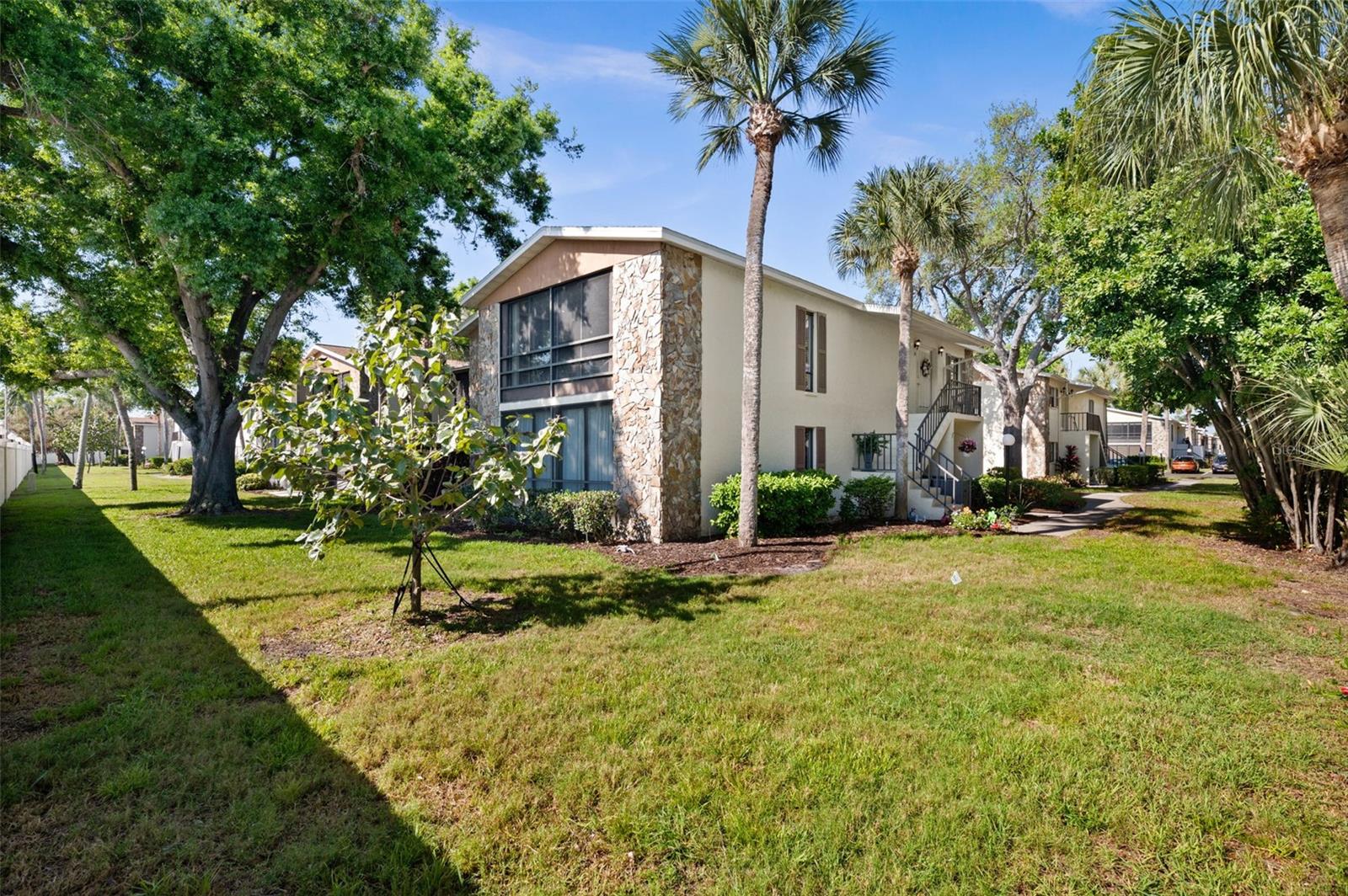 MORTON VILLAGE - Residential Lease