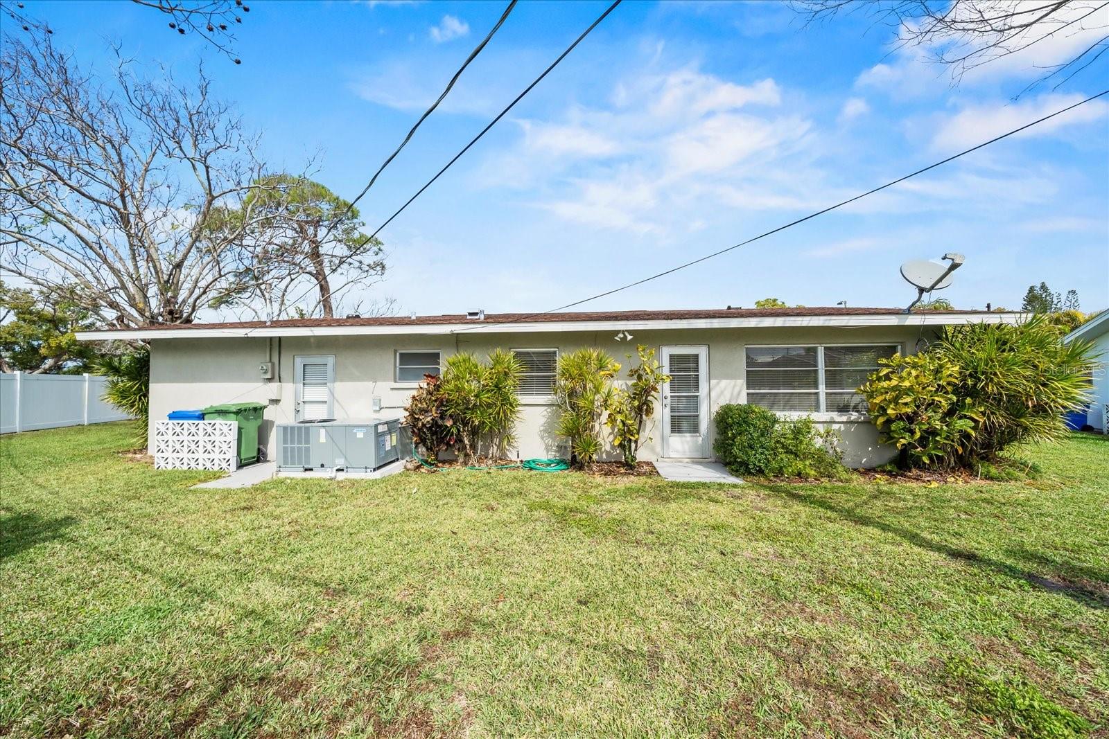 COUNTRY CLUB HEIGHTS FIRST ADD - Residential