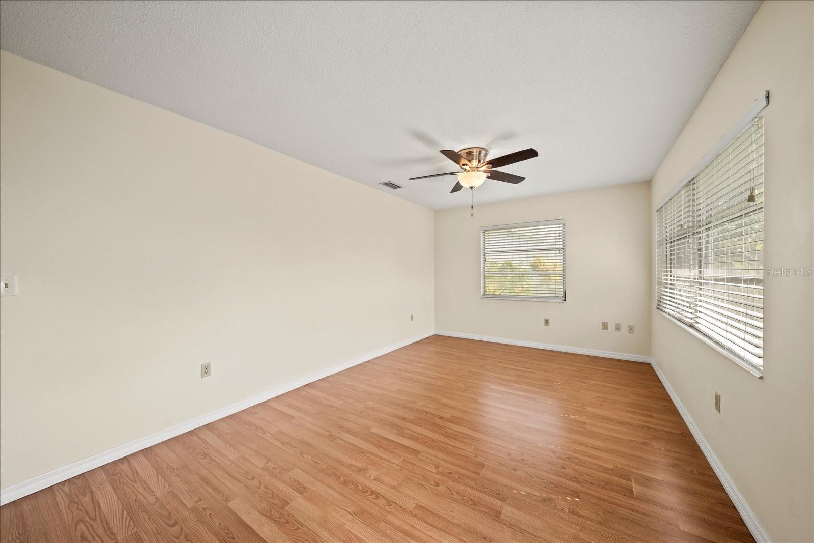 COUNTRY CLUB HEIGHTS FIRST ADD - Residential