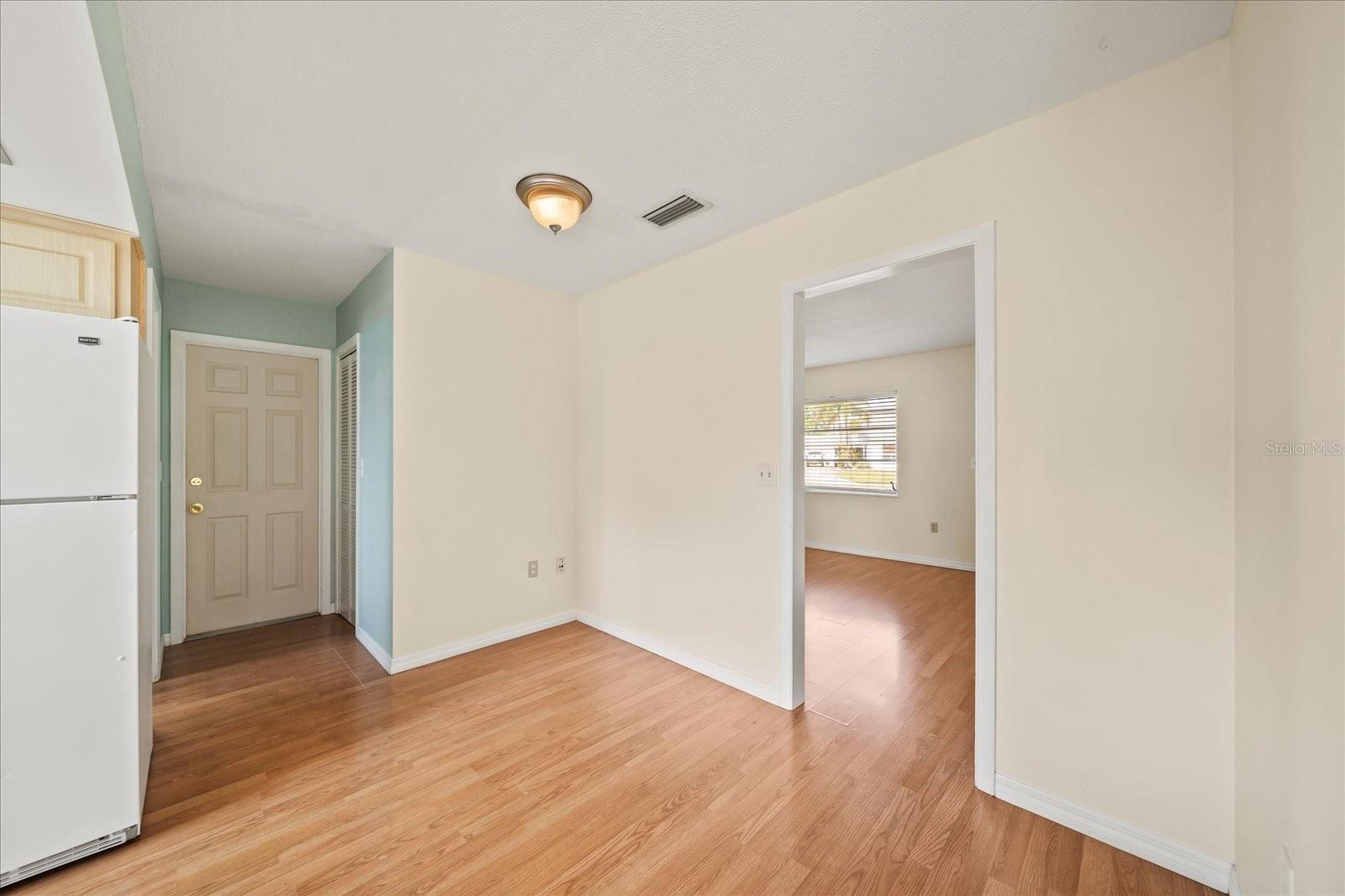 COUNTRY CLUB HEIGHTS FIRST ADD - Residential