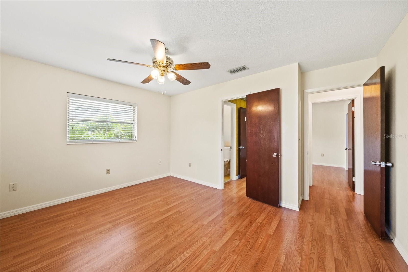 COUNTRY CLUB HEIGHTS FIRST ADD - Residential