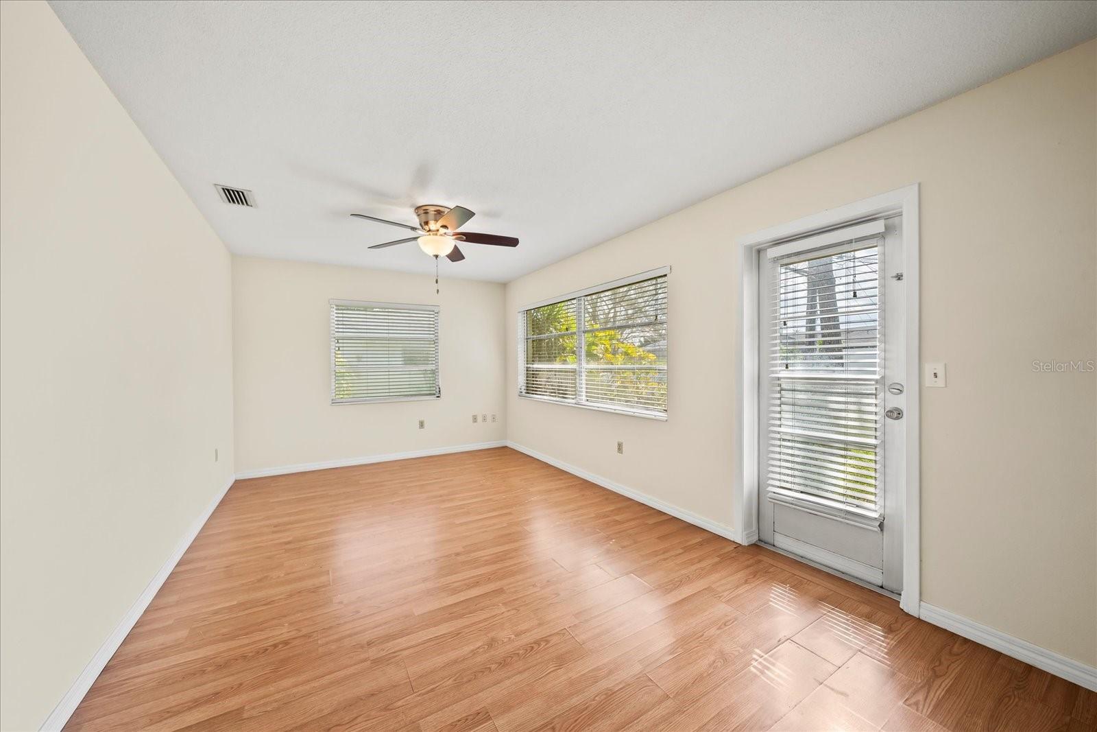 COUNTRY CLUB HEIGHTS FIRST ADD - Residential