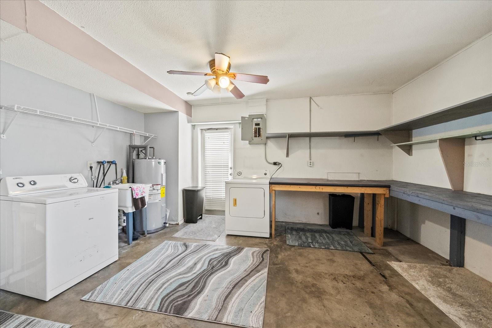 COUNTRY CLUB HEIGHTS FIRST ADD - Residential