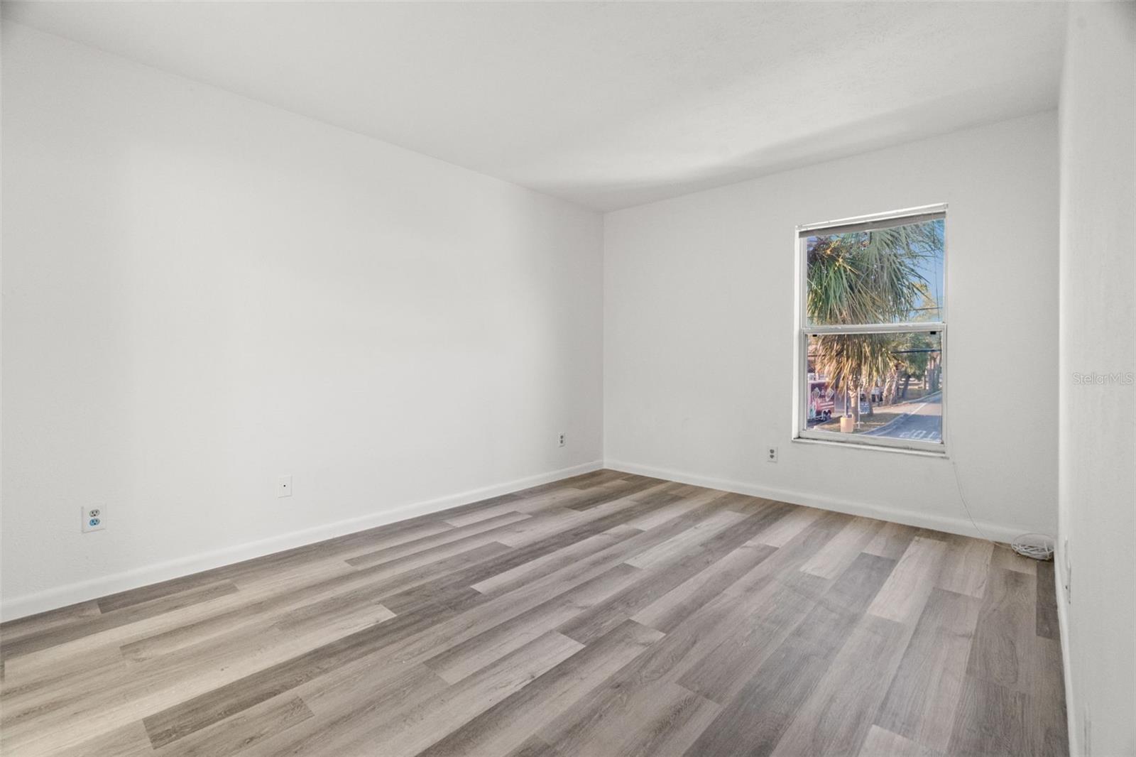 FOUNTAIN SQUARE CONDO - Residential