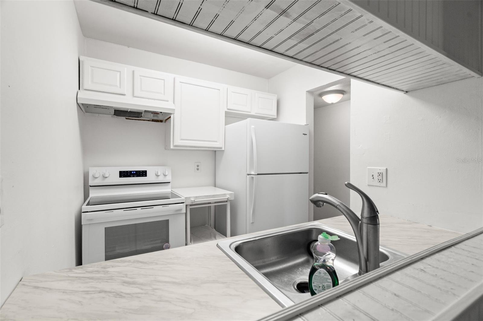 FOUNTAIN SQUARE CONDO - Residential