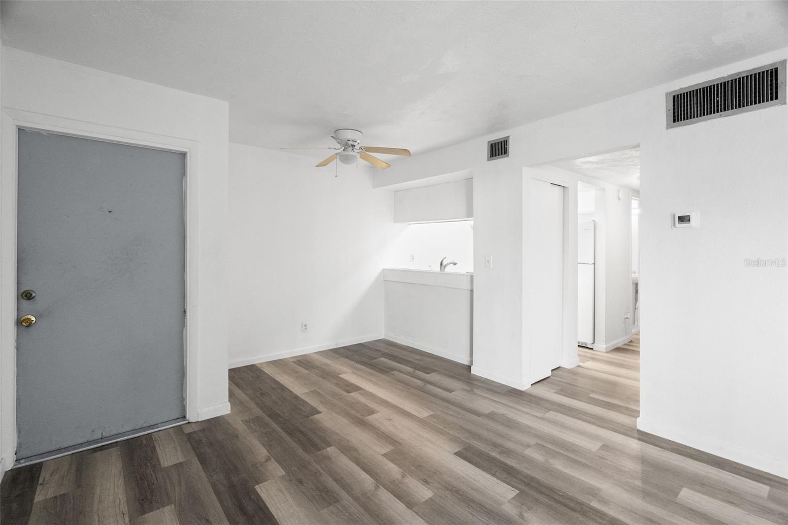 FOUNTAIN SQUARE CONDO - Residential