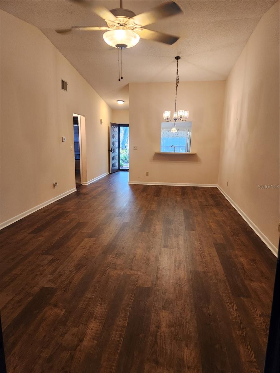 FOREST LAKE VILLAS CONDO - Residential Lease