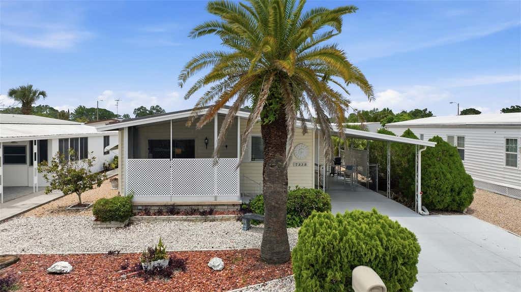 Photo of 7323 Grand Pine Drive, Hudson, FL 34667 (MLS # W7886220)