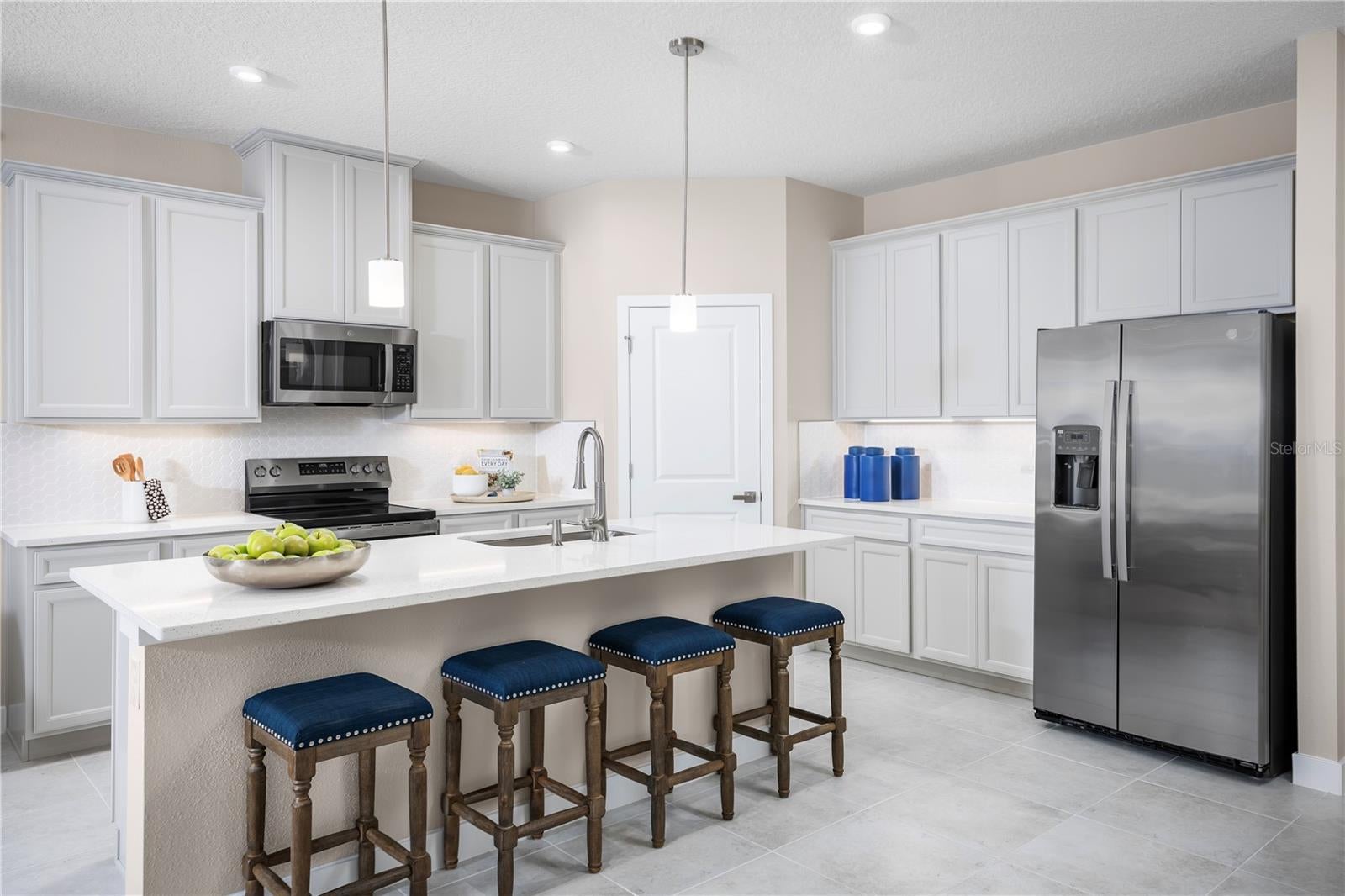11193 NELLIE CROSSING CIRCLE