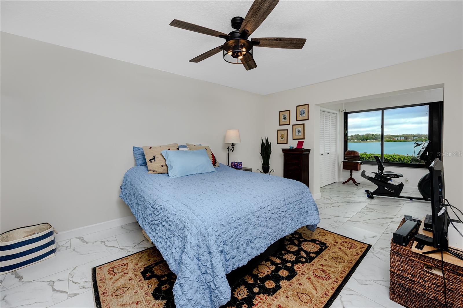 19029 US 19 HIGHWAY N 17F