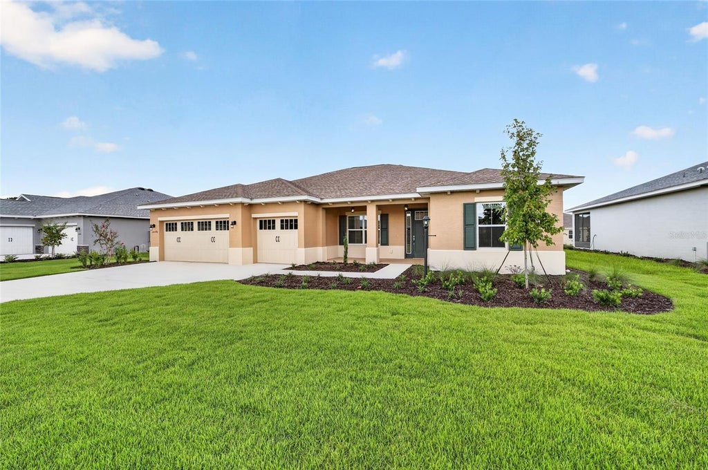 Photo of 10376 SW 107th Avenue, Ocala, FL 34481 (MLS # OM734769)