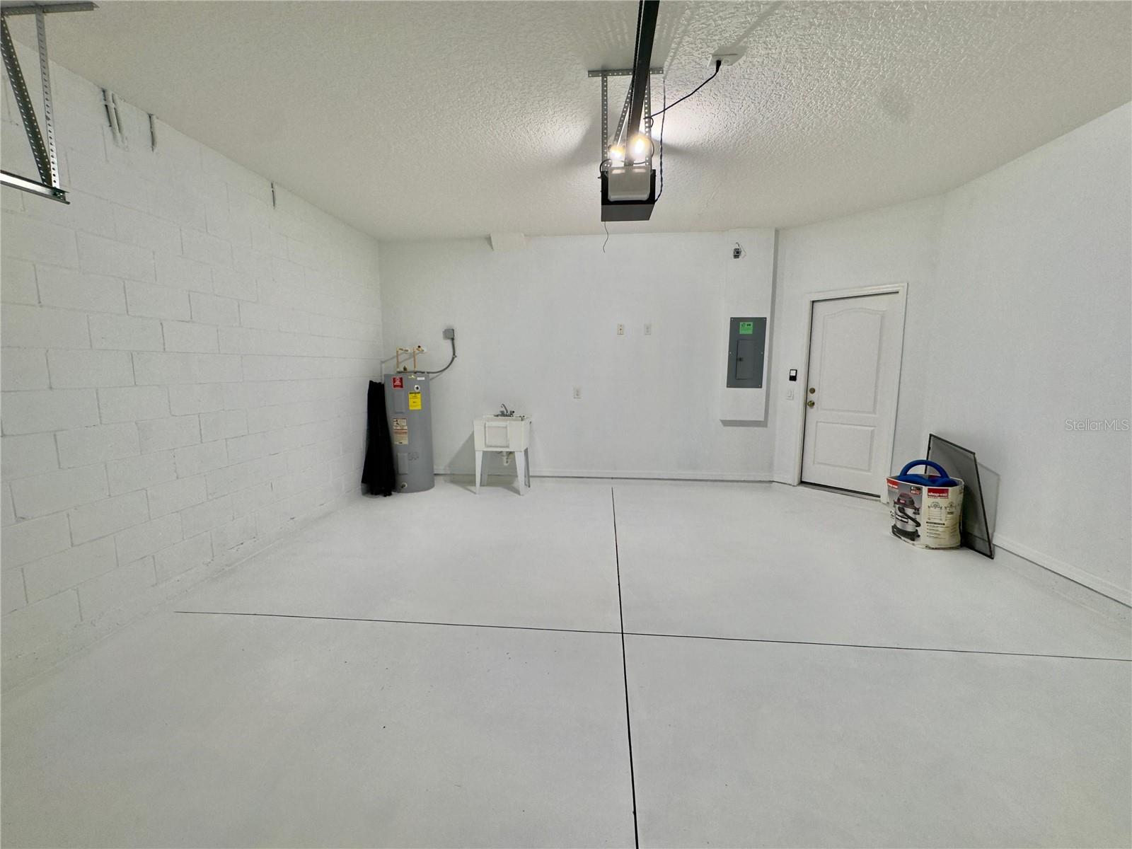 VILLAGES/WESMERE PH 3 - Residential Lease
