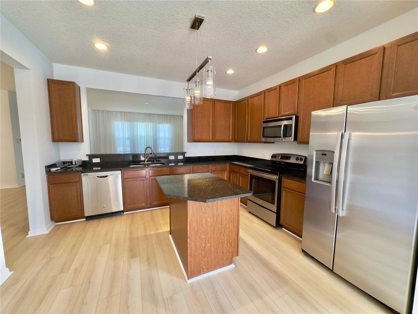 VILLAGES/WESMERE PH 3 - Residential Lease