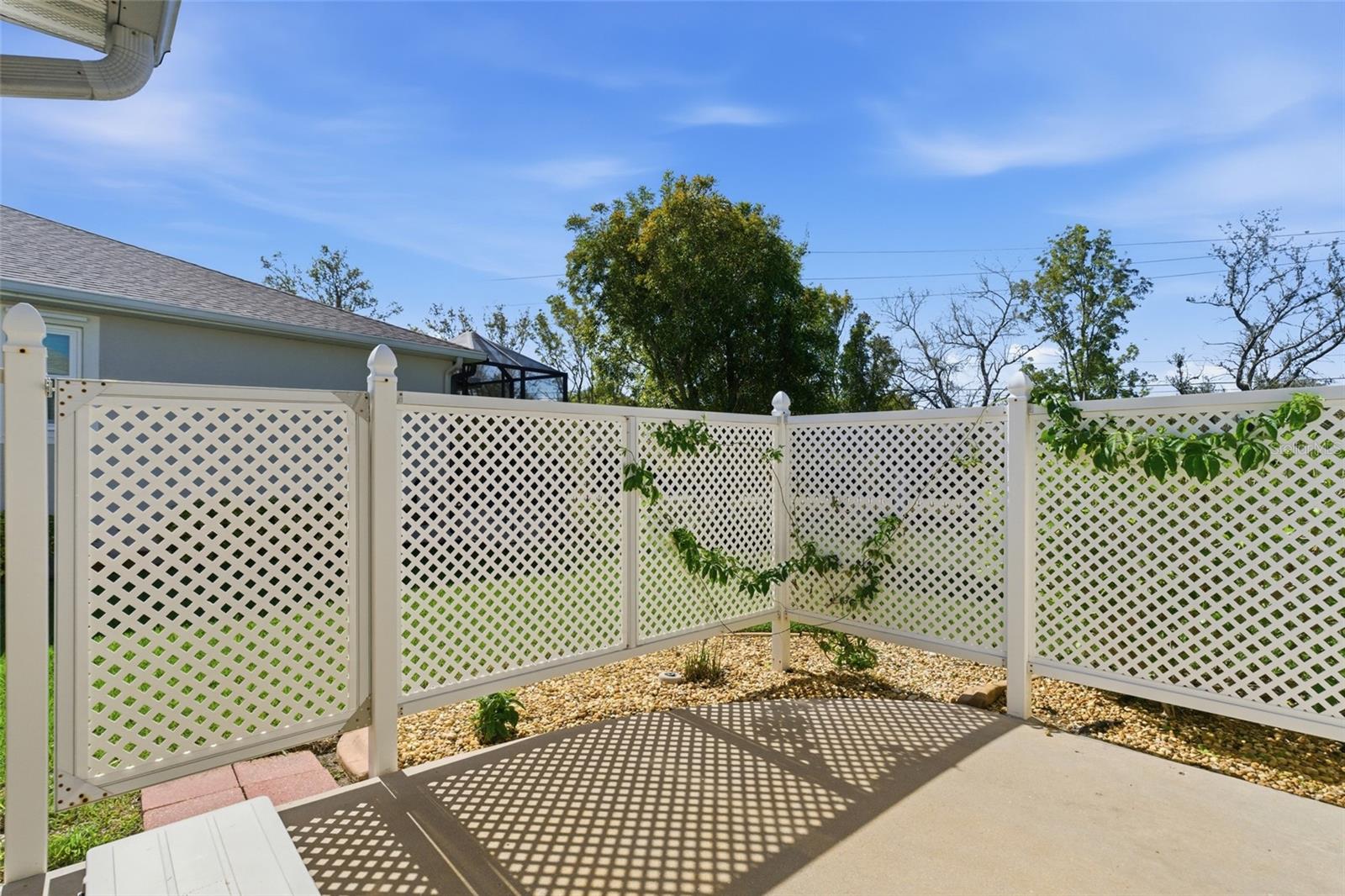 RIO VILLA LAKES - Residential