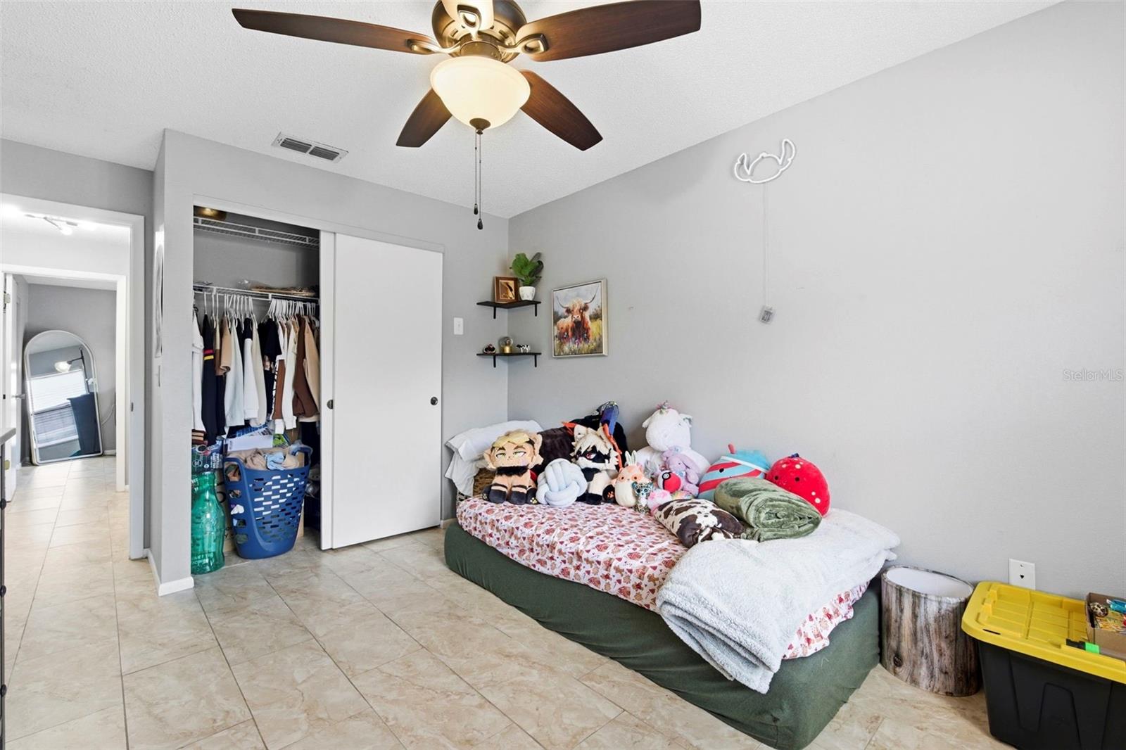 FAIRWAY OAKS - Residential Lease