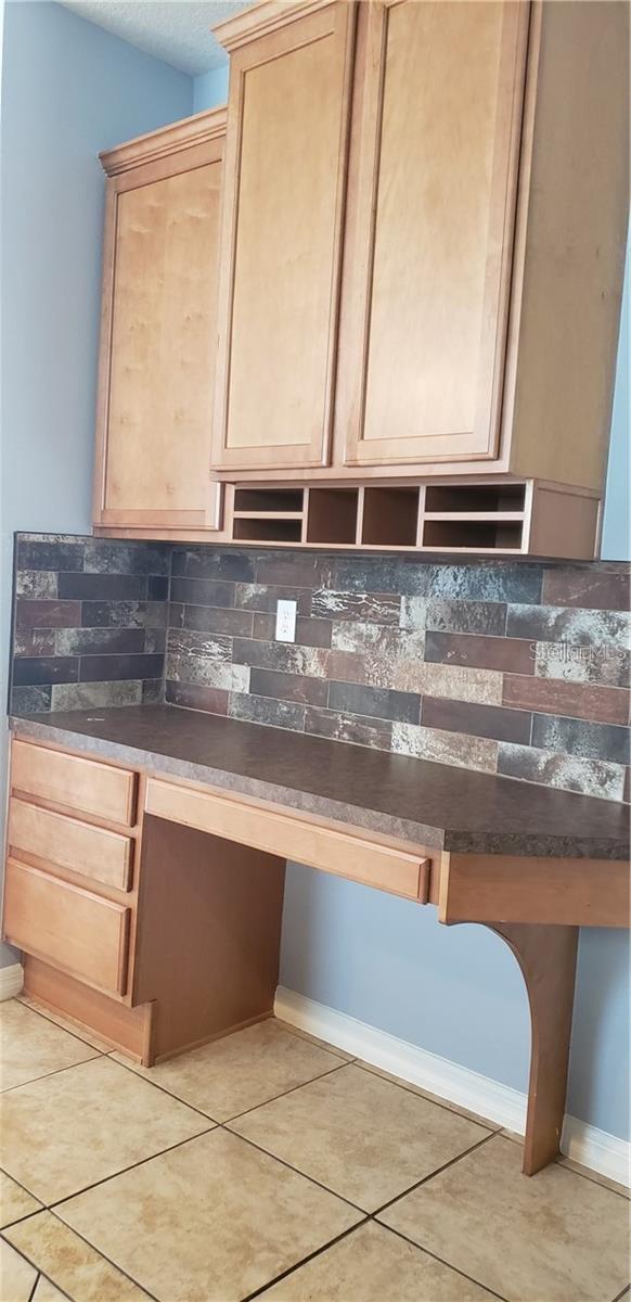 KINGSWAY PH 01 - Residential Lease