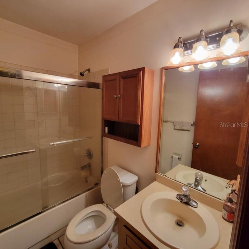 Florida Shores 01 - Residential