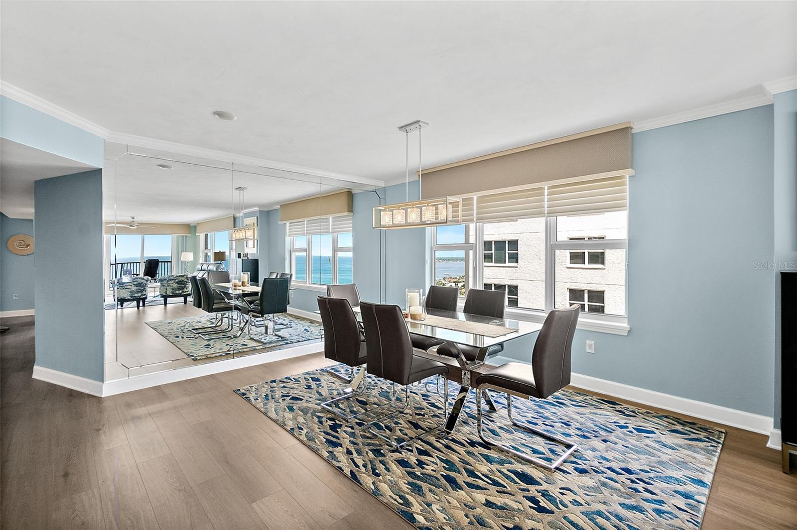 DIMUCCI TWIN TOWERS N & S - Residential