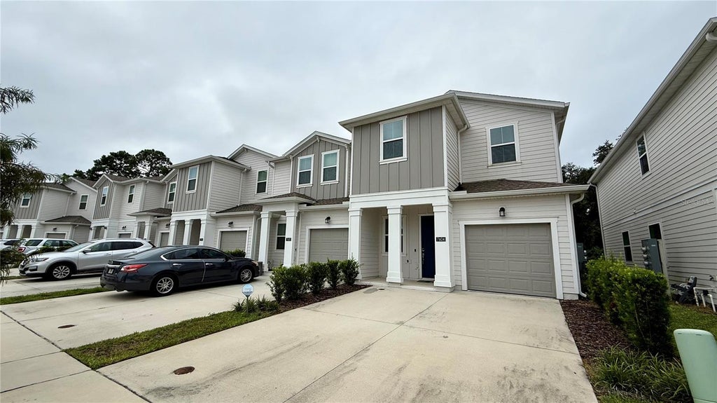 Photo of 7604 Stone Creek Trail, Kissimmee, FL 34747 (MLS # S5158310)