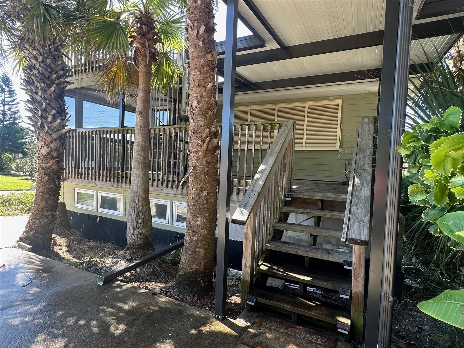 COLIN PARK - Residential Lease