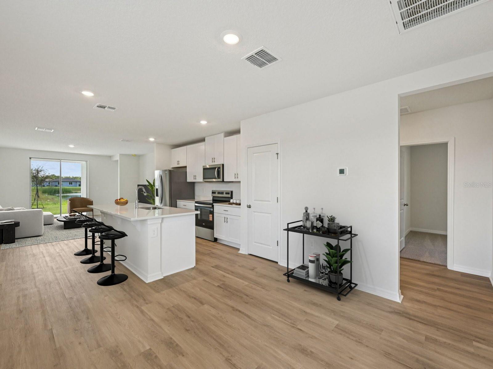 MAGNOLIA BAY - Residential