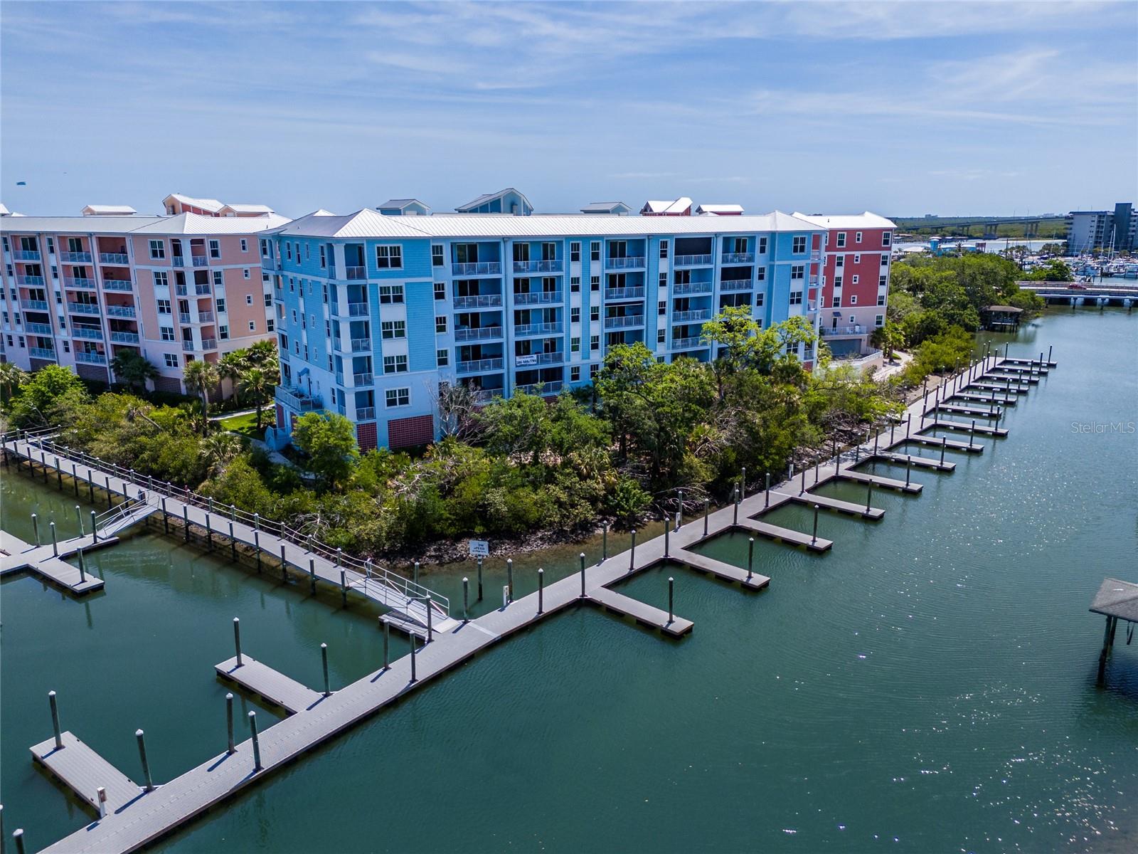 3 RIVERWALK DRIVE 401