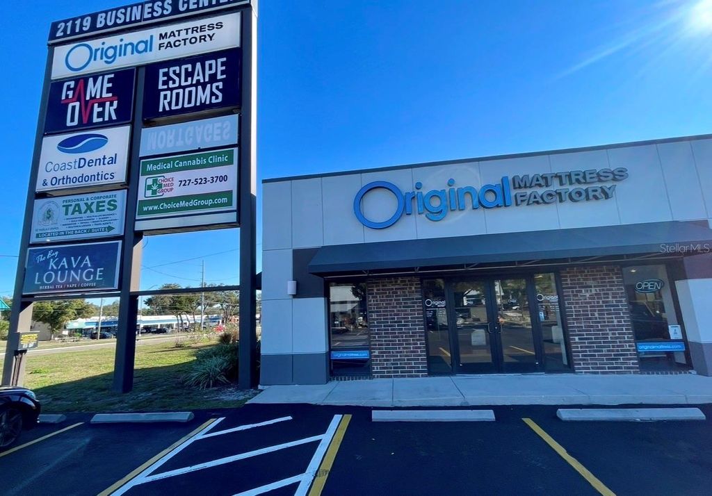 Photo of 2119 W Brandon Boulevard, Brandon, FL 33511 (MLS # TB8492681)