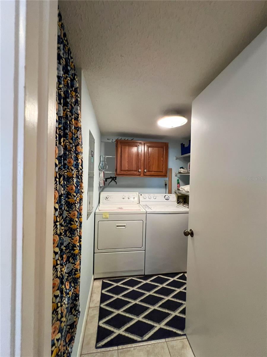 FEATHER POINTE I CONDO - Residential