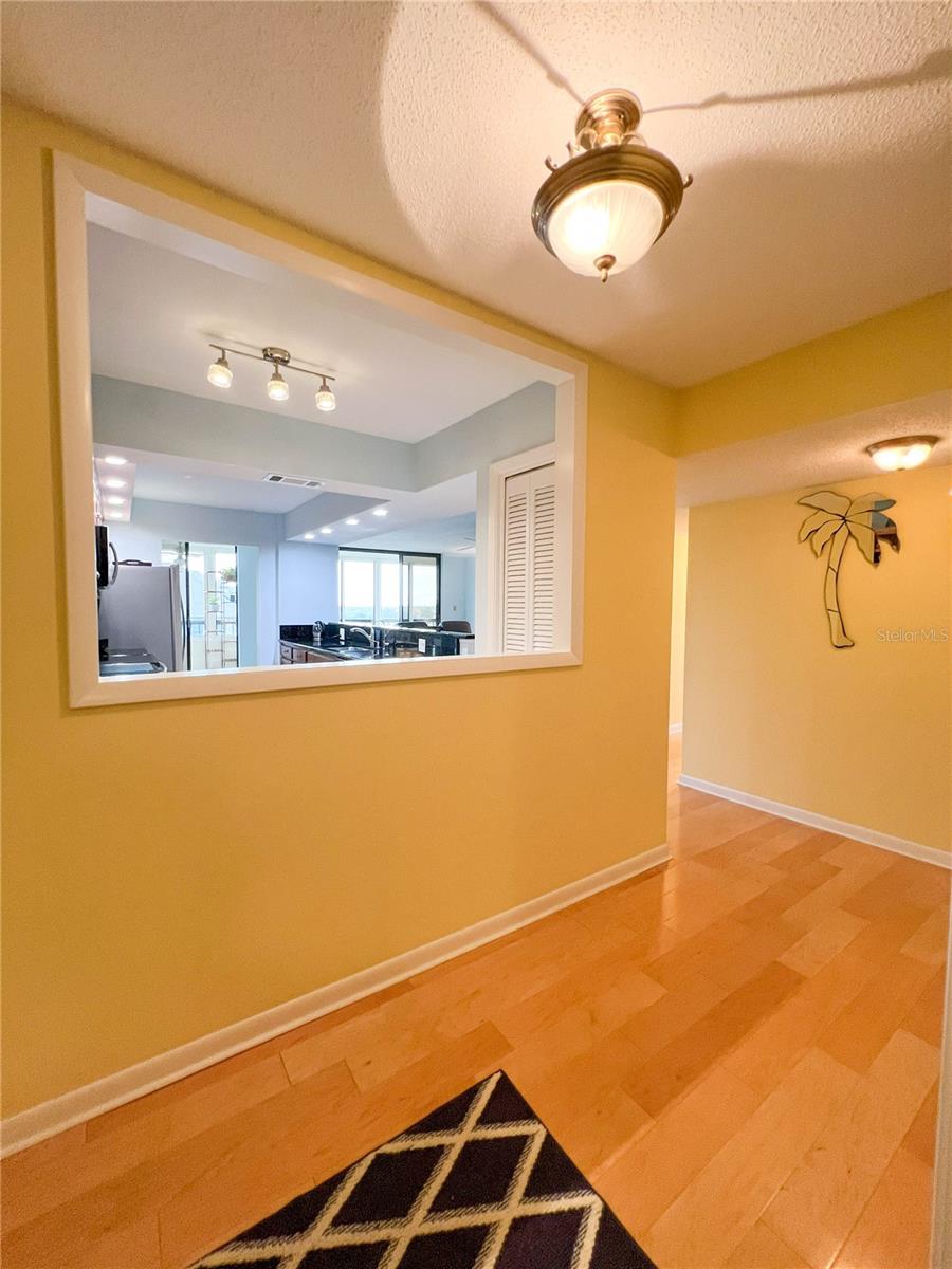 FEATHER POINTE I CONDO - Residential